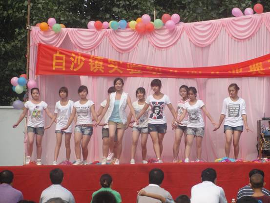 2011年8月28日郑州白沙镇实验幼儿园成功举行