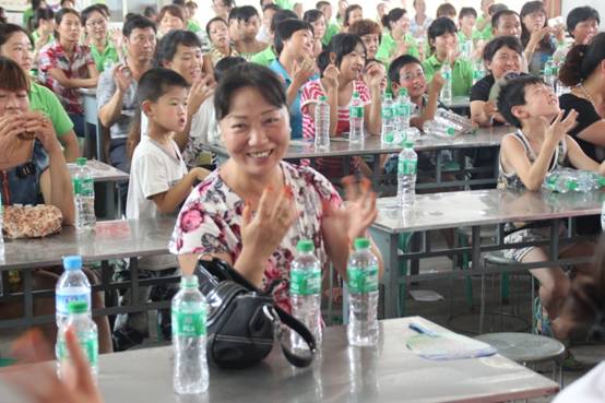 禹州市春雷小学伟才幼儿园学校CFN全脑思维智星工程揭牌仪式