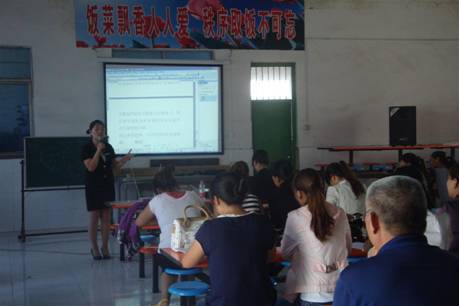 群峰教育修武中铝英才幼儿园教学培训