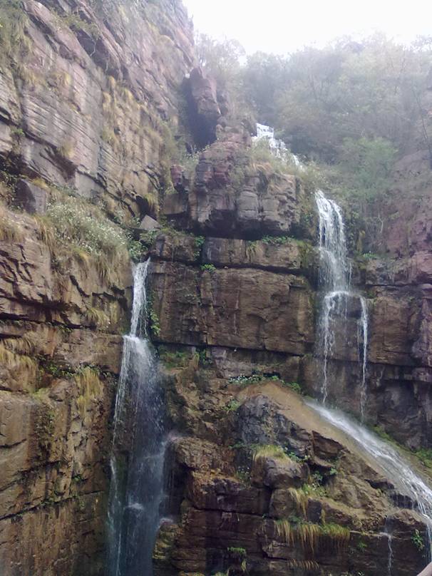 ʮһ�������Ρ���Ⱥ�������̨ɽ֮��