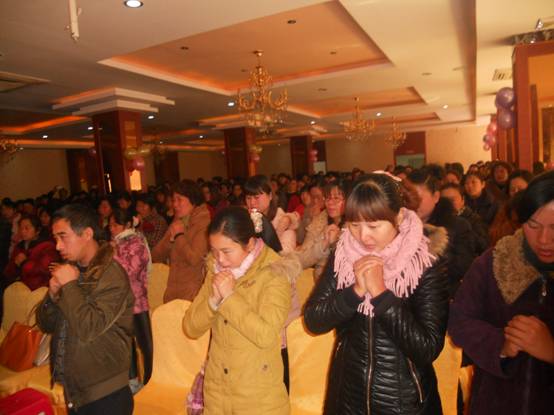 2012年11月30日南阳市邓州育才幼儿园家庭教育讲座圆满成功