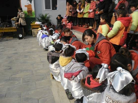 2012年12月11号郭小集红星幼儿园创新活动《弟子规》走进千家万户