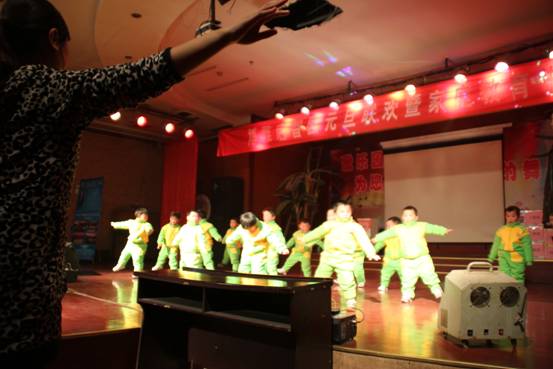 2012年12月28日博雅启智幼儿园家庭教育讲座