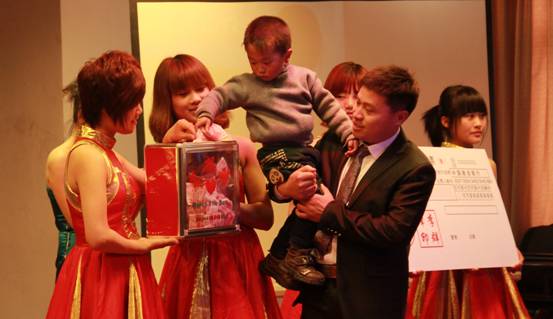 热烈祝贺群峰教育“美丽中国幼教蓝海战略高峰论坛”圆满成功